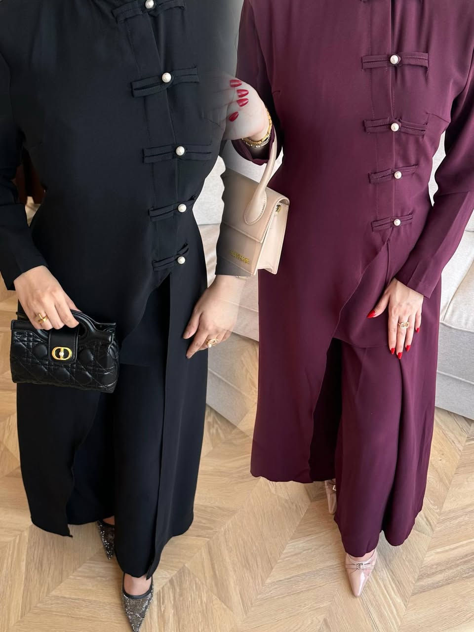 ملابس • بدون تفاصيل