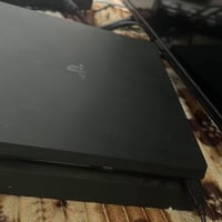 بلي فور مضروب كارت شاشه للبيع بس الجهاز كلشي ماكو ويا السعر ٦٠الف مكان...