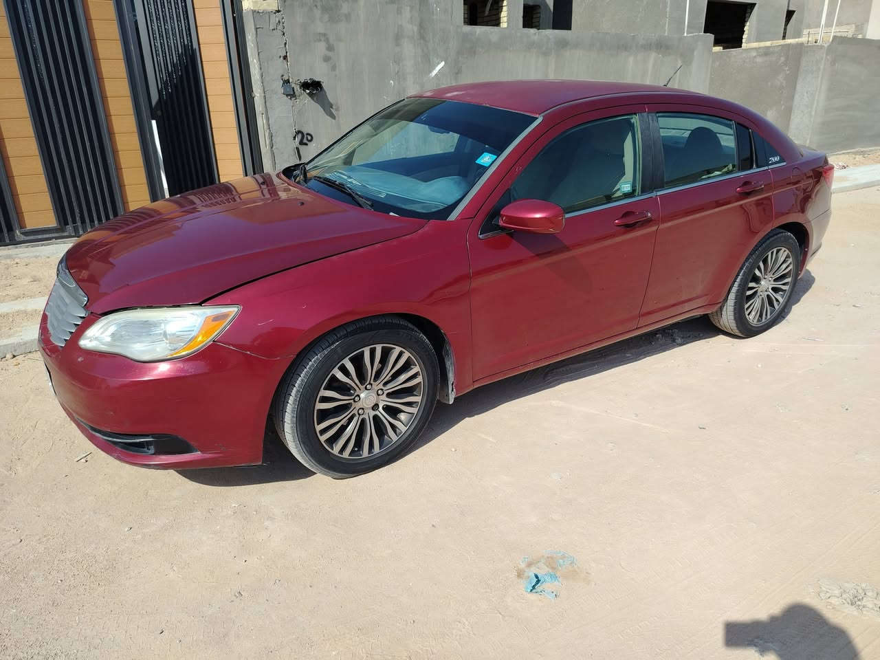 سلام عليكم ورحمة الله وبركاته سي 200موديل ١٤ سيارة جاهزه حادث بنيد وجاكلغ بدون داخل رقم بابل بسمي دخل نيلي مو اسود مكاني كربلاء سيف سعد سعر ٨٠ وبيها مجال *********** قماره جارده
