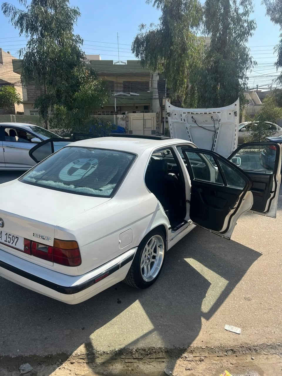 بي ام ٥٢٥ • اوتوماتيك • موديل ١٩٨٩