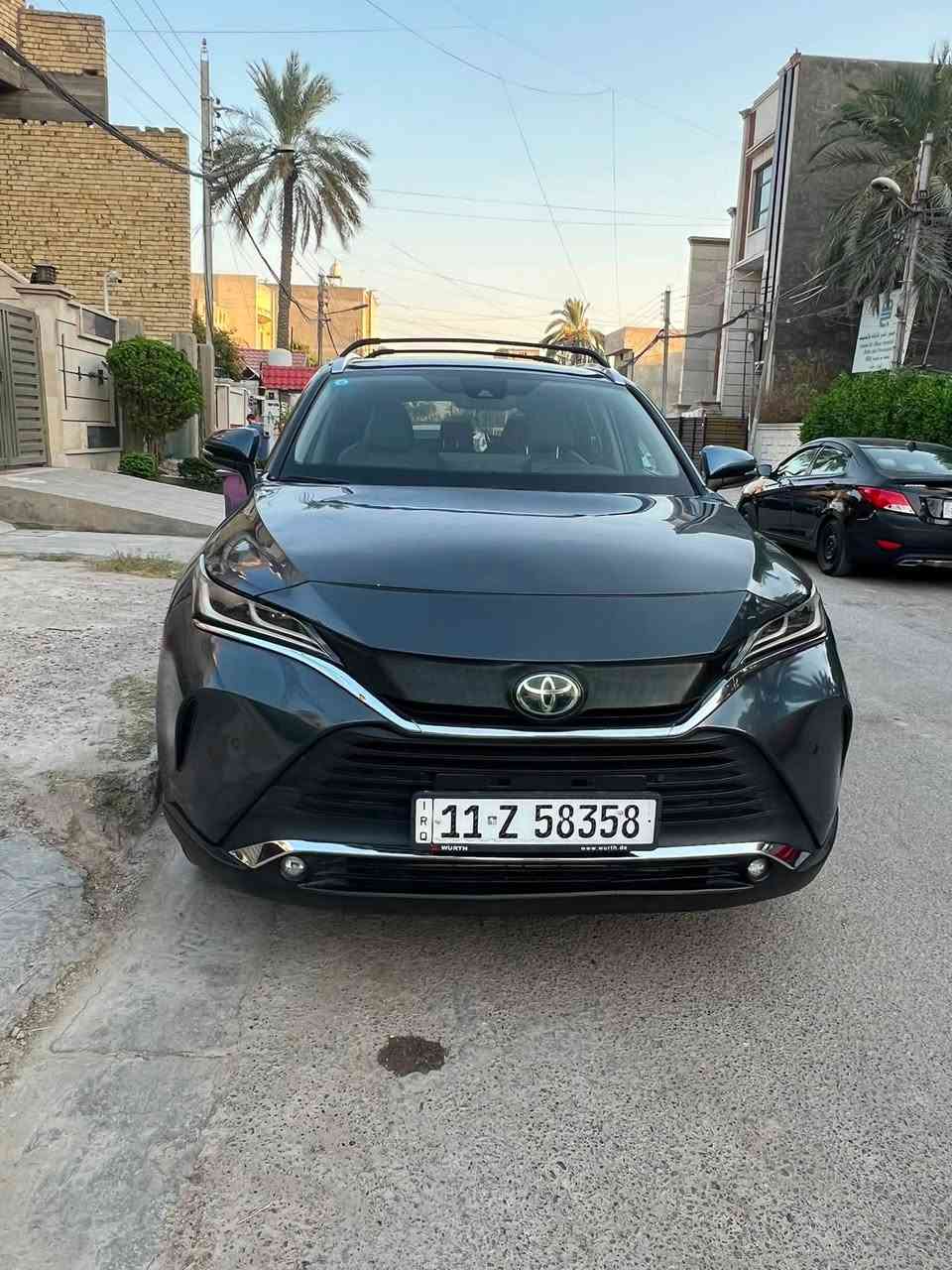تويوتا فينزا هايبرد XLE
السلام عليكم 
تويوتا فينزا هايبرد XLE
وارد امريكي حادثة بنيد فقط بدون دواخل باقي سيارة كله مكفول سونار ب منشور ارباك ستيرن دشبول راجع سستم وكالة ماشية 45  الف كيلو ليس ميل 
فول مواصفات ماعدى البنوراما 
داخل جلد كامل مطعم صاج  ،داتاشو ، ،رادار امامي ، كشنات جلد ، كشنات امامية تدفئة تبريد ،شاحن
وايرلس كشن السائق كهرباء 
اوتو بارك، تشغيل عن بعد ، مانع تصادم، مري كهرباء نقطة عمياء، تحديد مسار ،ابل كار بلي ، قطعتين تبريد باب خلفي كهرباء ، شاشة كبيرة ، سستم صوت JBL
صندوق كهرباء 
تبريد تدفة كشنات 
رقم بغداد جديد تحويل مباشر هزه جديدة
مكان بغداد العامرية 
السعر 235 ورقة بيه مجال 
*********** واتساب
