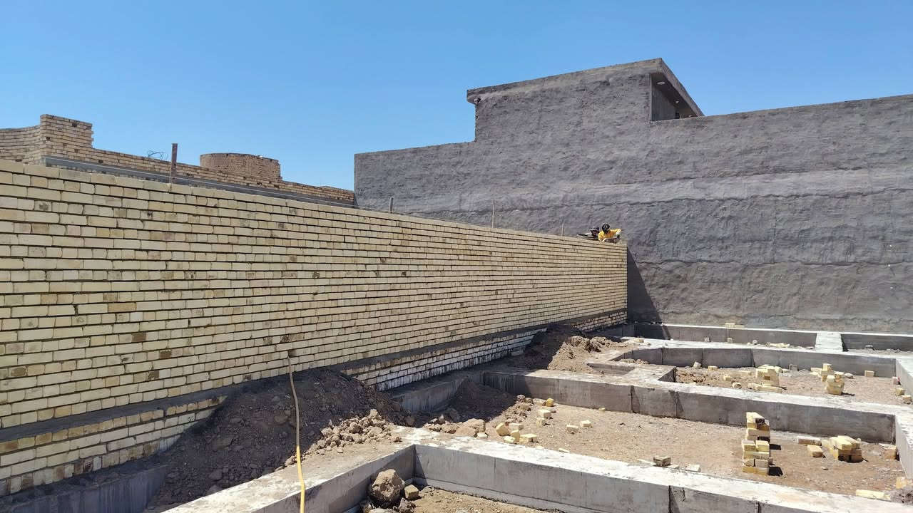 يوجد لدينا كادر متكامل ومستعد لكافة البناء في ميسان وضواحيها لمن يريد التواصل معناه يرجى الاتصال على الرقم ***********

