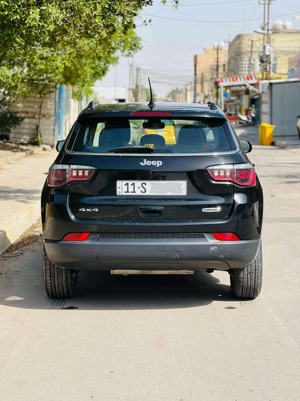 جيب كومباس 2018 4x4
كير محرك صدر مكفول تبريد ثلج وكله جديد

تحويل مباشر بـ اسمك ..

مواصفاتها تخبل :

شاشه كبيره 

كامرة خلفية

بصمه ابواب

تثبيت مسار

مثبت سرعة

تشغيل بصمة

فول تحكم ستيرن

تشغيل عن بعد

هند بريك بصمة

تبريد قطعتين

تبريد مناخين

تدفئه ستيرن

كشنات جلد

كشنات تدفئة

كشن كهرباء

دفع رباعي

٣ وضعيات قيادة

نقطه عمياء

اشاير مري

بلوجكترات 

رقم بغداد 

 سياره خير من الله 

وبعد بيه مواصفات

مكاني واسط كوت 

115 وبيها مجال 

***********

بي واتساب واني اخادم
