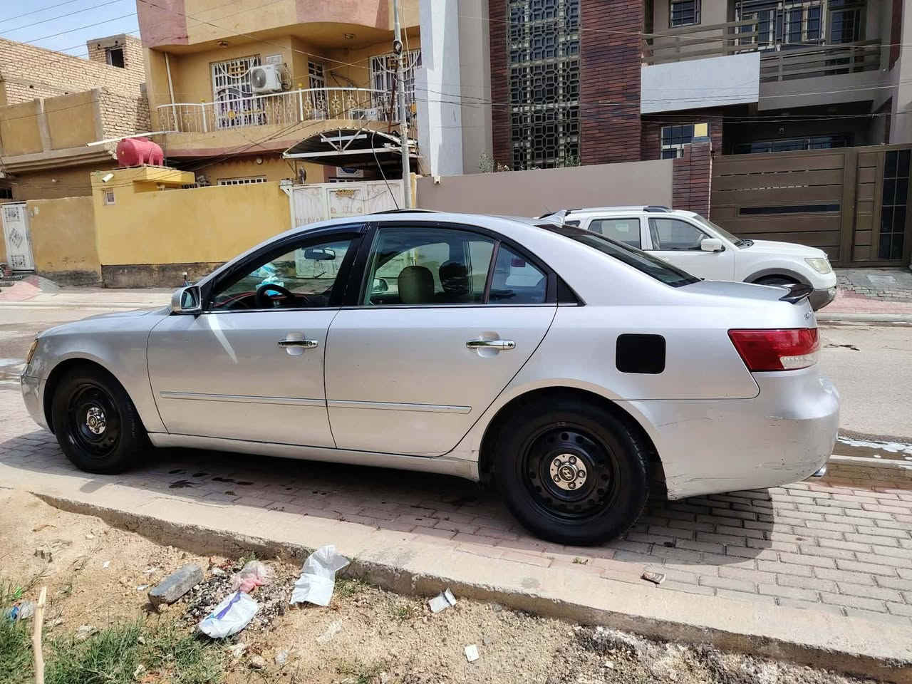 سلام عليكم سوناتا ٢٠٠٧ كير مكينه خير من الله لا تبخير لا تنقيص مكينه٦ سلندر حداديه جديده تبريد ثلج فتحه شاشه كامره تحكم ستيرن سياره جديده مامتعوبه هستوهي ماشيه  ١٤٥حقيقي سياره معروضه 85وبيه مجال  رقم*********** سنويه 31 مكان كربلاء سياره 3قطع بدون داخل

