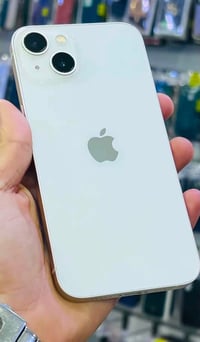 ايفون 13 • ١٢٨ • اثر بالكامره