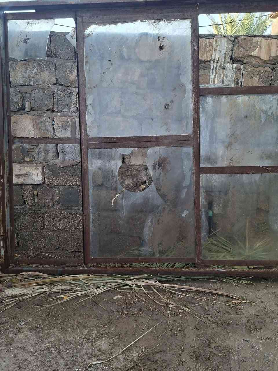باب محل مع جامخانه مستعمل للبيع لتواصل ***********

واتساب ***********

