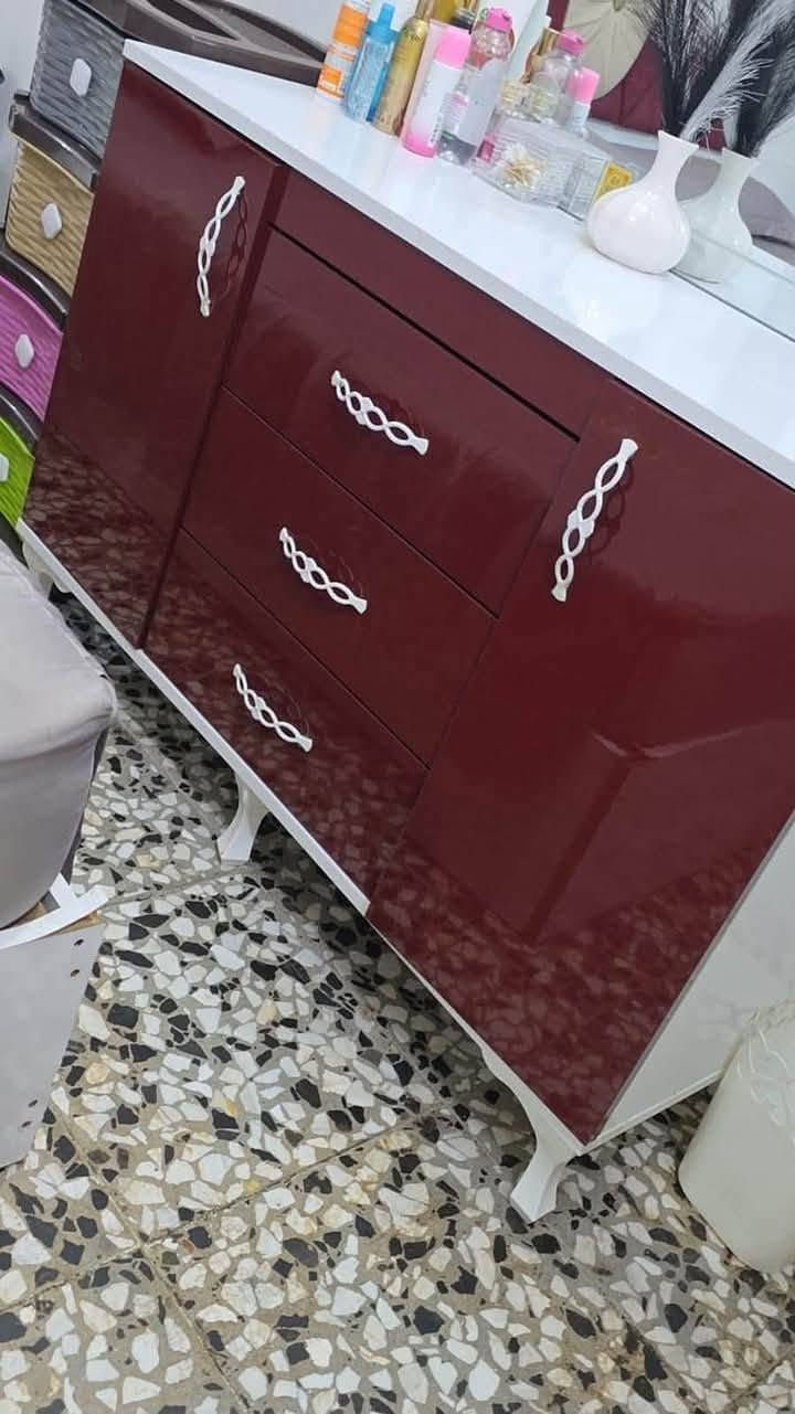 غرفه نظافه فول سعر 350
