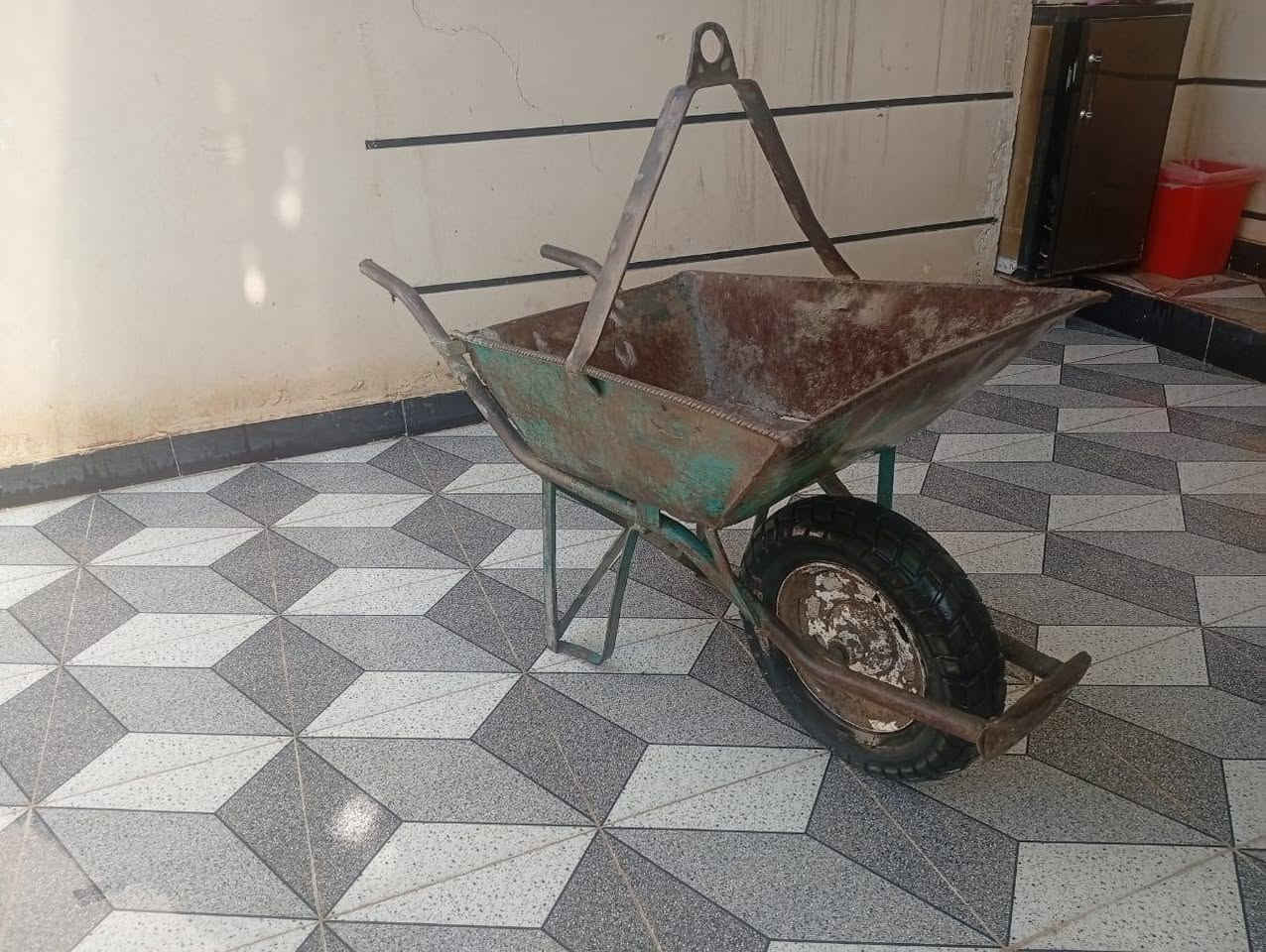 عرباين ونج للبيع نضيفات عدد 2 سعر الوحده 90.بيهه مجال مكان بعقوبه الرحمه ***********
