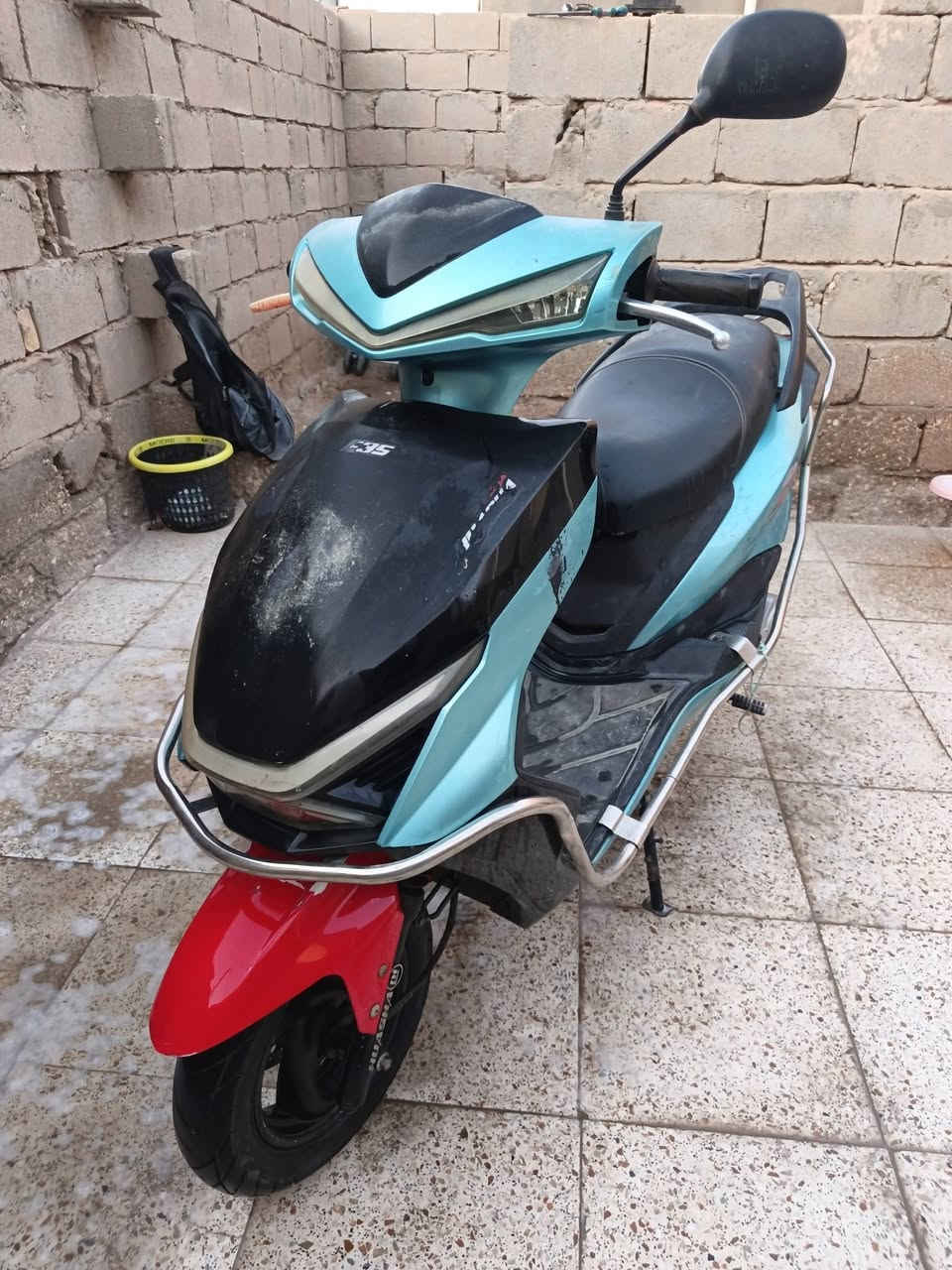 هوشا 140 موديل 2022 نكره سلف كلاجات جدد مكينه ناعمه فقط الايت عاطل تايرات جدد باتري جديد السعر 250 ألف مكاني سماوه 
***********

