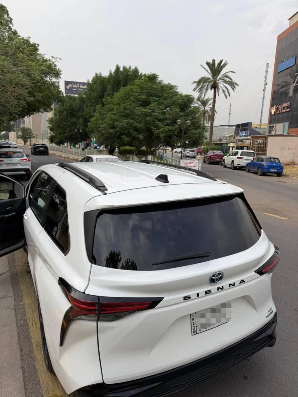 السلام عليكم
للبيع تيوتا سينا 2022 هايبر ✅
مكفوله كفاله عامه كلين ✅
Xse اعلى فئه ✅
ماشيه 20 km✅
عده كم ملاحضه رصعات خفيفه ‼️
سياره جداً نضيفه بدون صيغ ✅
رقم سياره بغداد تحويل ثاني يوم ✅
سياره فول مواصفات ✅
مقاعد Vip ✅
باقي مواصفات معروفه ✅
سعرها. 29$ دفترين وتسعين $ 
سياره بغداد حي الجامعه 📍
تواصل ***********📞
