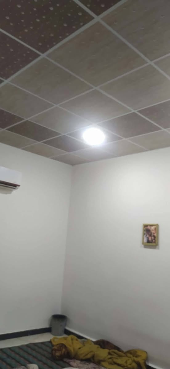 منطقة ٨٤ • ١٠٠م • طابق ونص