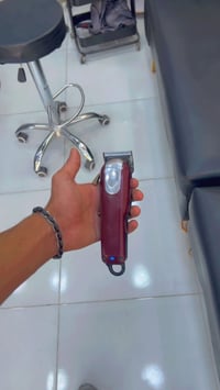 شلونكم شباب ول ماجك نضيفه للبيع بسعر مناسب 07770187110
