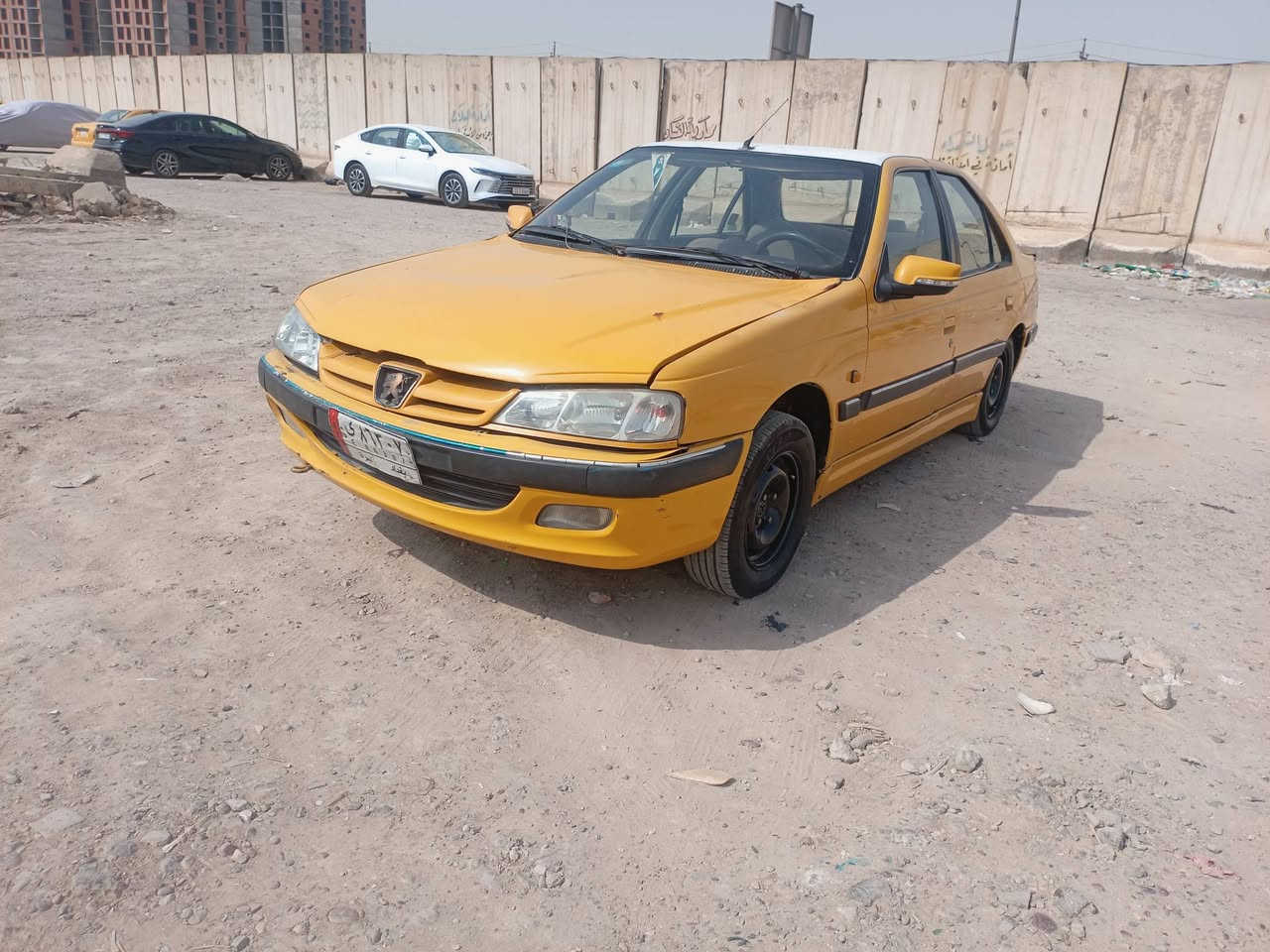 سلام عليكم بيجو بارص 13 بغداد نصبتها حلوه بيها جاملغ الايسر امبدل والبنيد طاير السعر 28 ورقه وبيها مجال نقصها مشط استيرن و عصه مال كير كهربائيات كلها شغاله تبربد شغال شرط الشراي يحول يستلم رقم انكليزي مكاني بغداد الكماليه حي السلام شارع مستشفئ الفضيليه ***********
