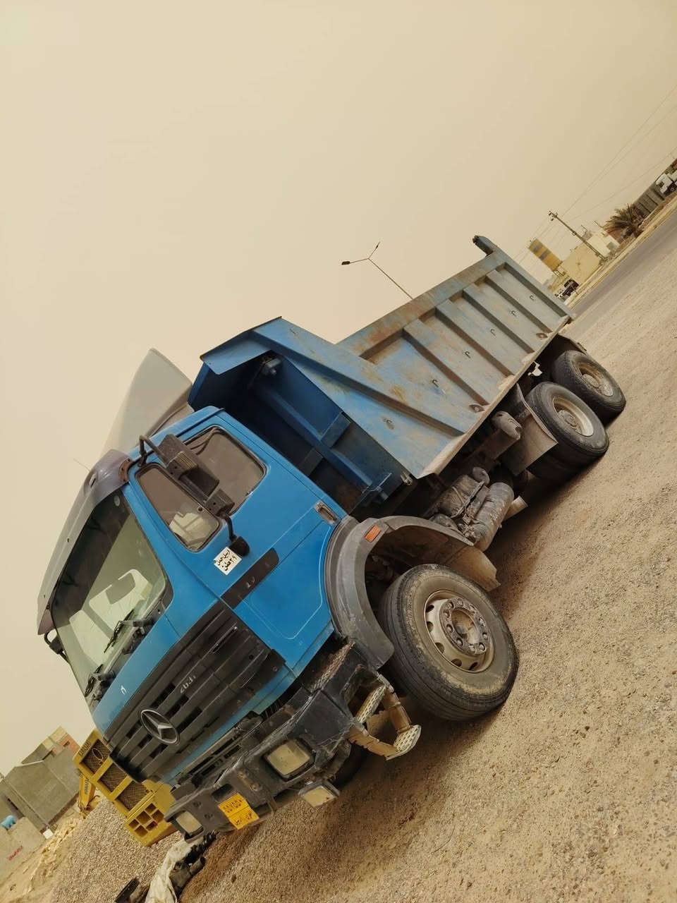 شاحنة • للبيع • مكلف