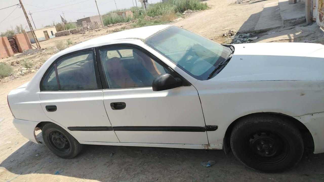 اكسنت فيرنا مديل 4 مزاد وزارت الداخليه ما بيه كمرك ترقيم مجاني سياره جاهزه بلاديه بيع او مراوس باحدث وطي فرق السعر مناسب خاص او تصال ***********
