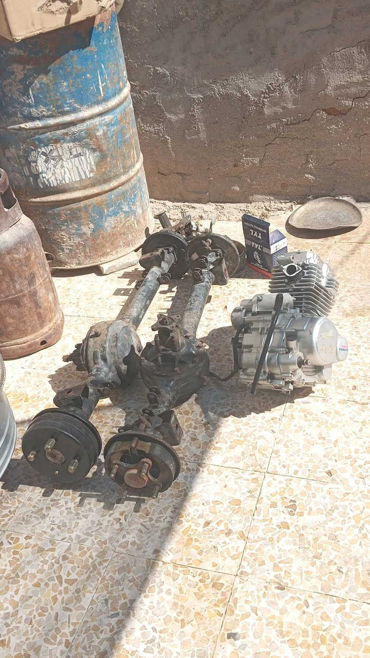 السلام عليكم
2اكسن جمره للبيع 
سعر الواحد 60الف قفل
محرك جمره مكفول من كل شي150قفل 
المكان الكوفه قرب قصر صدام
الهاتف ***********موجود وات ساب
الاسعار قفل 
الرجاء الرجاء المو شراي الايتعبني
