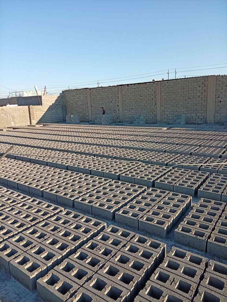 يتوفر لدينا جميع قياسات البلوك
—12—15—20—

بأجود الانواع وبأسعار مناسبه💵💵

بلوك درجه اولى گلب🧱🧱💯💯

بلوك درجه ثانيه

يوجد لدينا توصيل كافه المناطق🚜🚜

مستعدون لتجهيز الكميات الكبيره

الموقع. الأنبار. الفلوجه. الحي الصناعي 

***********📱📱*********** 📱📱
