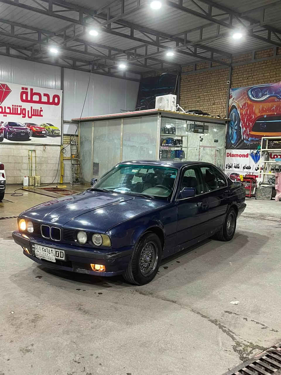 اسلام عليكم. للبيع او مراوس.  حسب القناعه.
BMW. 525. موديل 1991   

رقم كركوك. الماني. تحويل ثاني يوم.   

محرك كفاله. مشدود جديد  

كير كفاله. 

تبريد ثلج. 

صدر امامي وخلفي جديد. 

 داخله كلش نضيف. 

تايرات.  تخم مال باله. 

جاهزه فضل من الله. شغله وطلع وين ميعجبك. 

بدون حادث. بدون صبغ.    ع بلاد.  بيها جراد.  

 مكان السياره بغداد حي. الجهاد.  

السعر 53 وبيها مجال.  

***********

.
