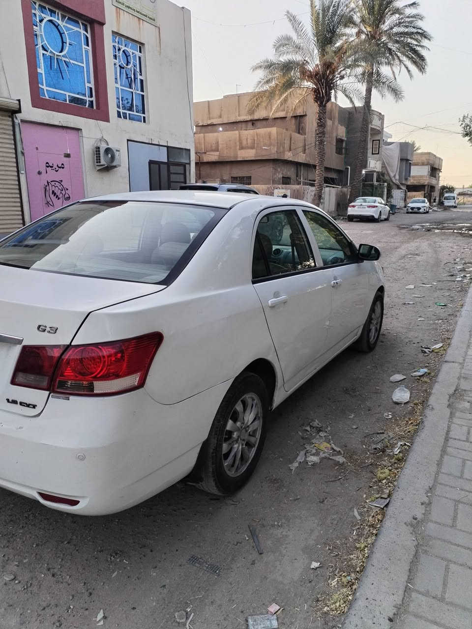 السلام عليكم للبيع بي واي دي موديل ٢٠١٣ رقم بغداد انكليزي هزه جديده كير اوتوماتيك مكينه ١٨٠٠ سياره جاهزه مابيه اي نقص مواصفات فتحه تحكم ستيرن بصمه سياره كلش حلوه مكان السياره سريع حي العامل مجاور مسبح الرافدين السعر ٥٥ تلفون ***********
