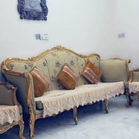 طخم قنفات مصري زان 10مقاعد مع ميز بلازمه. نضيف  السعر 800، للاستفسار 0...