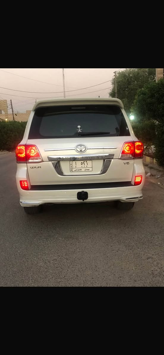 لاندكروزر GXR • ٢٠٠٨ محدثة ٢٠١٥ • ٧ راكب