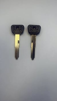 مجموعه من مفاتيح الدراجات النحاس الخام 🔑 حارث البغدادي للمفاتيح والريم...