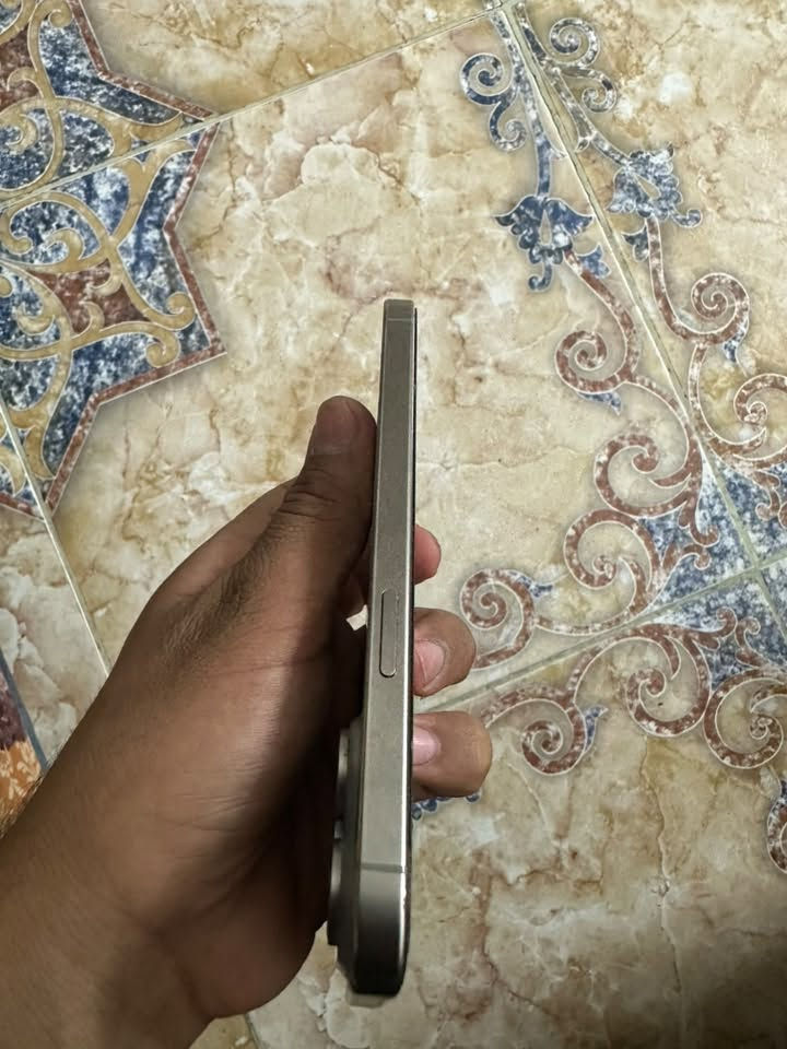 آيفون ١٥ برو ماكس • ذاكرة ٢٥٦ • ضهر مفطور