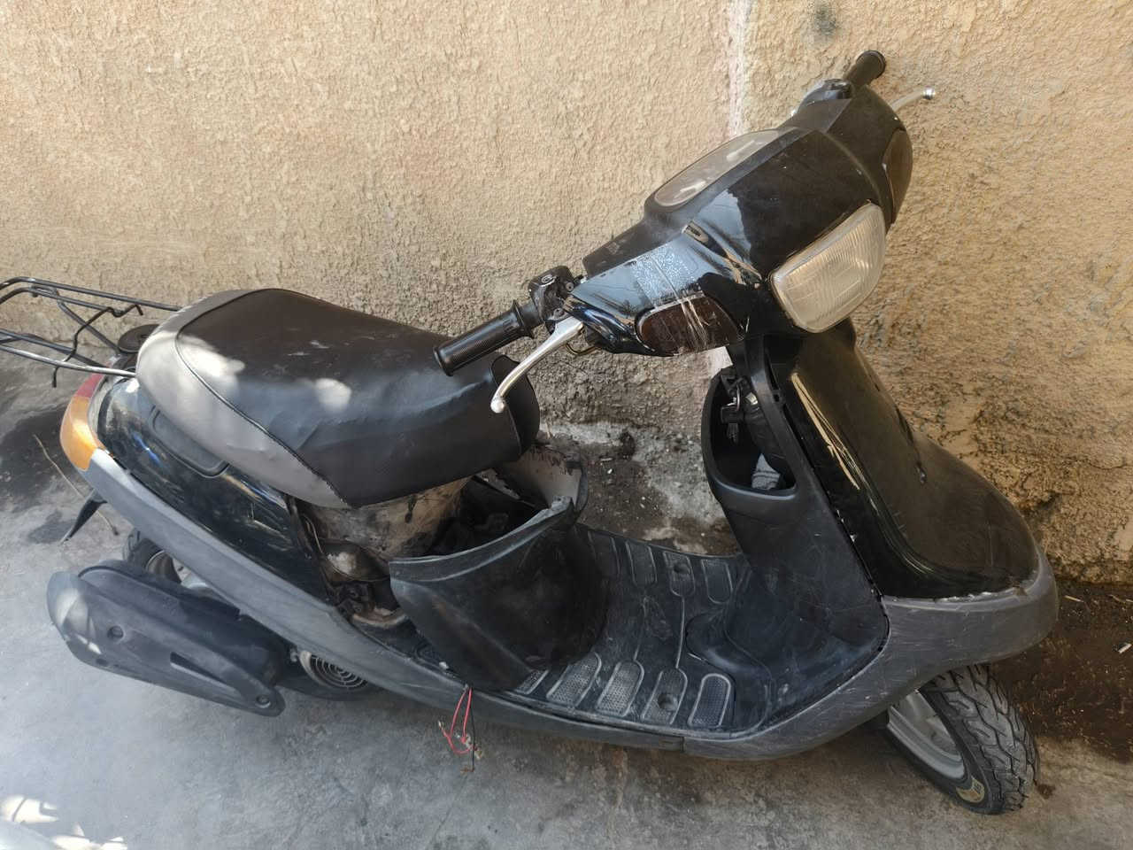 4 دراجات شغاله ابيع هل موجود قفلهن كلهن بدون عمله 
ماكس
منغولي ام سله عدد2
بطه
800 قفل
*********** كربلاء حي العامل
