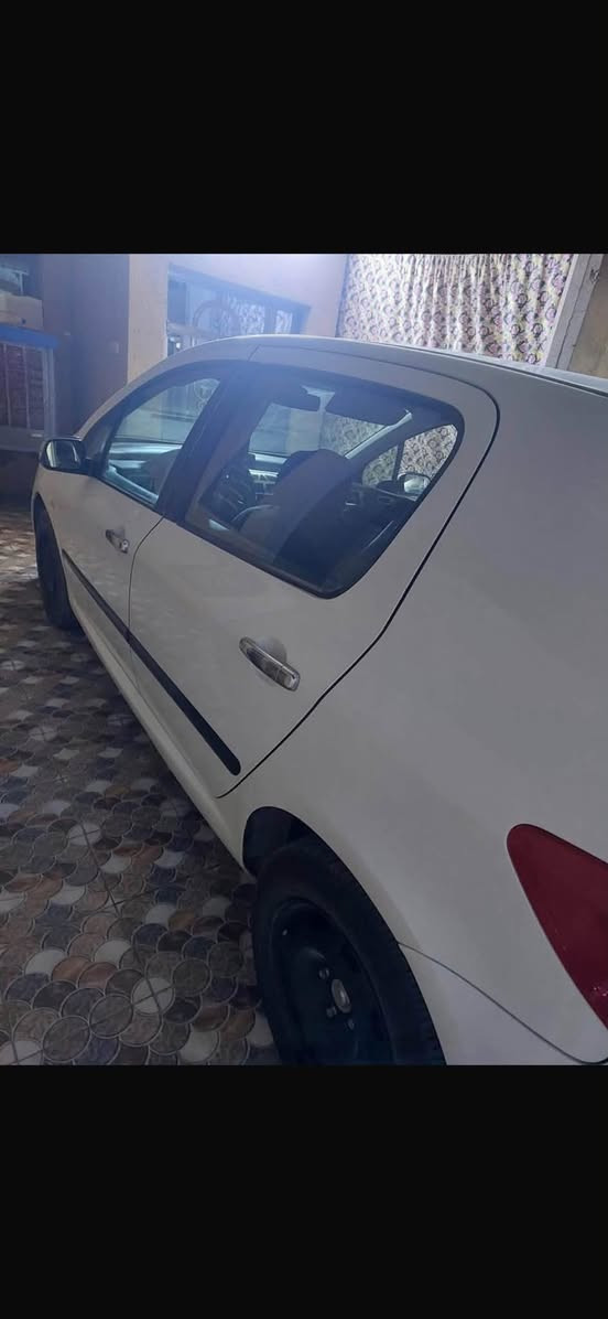 بيجو 307 • ٢٠٠٥ • باسمي