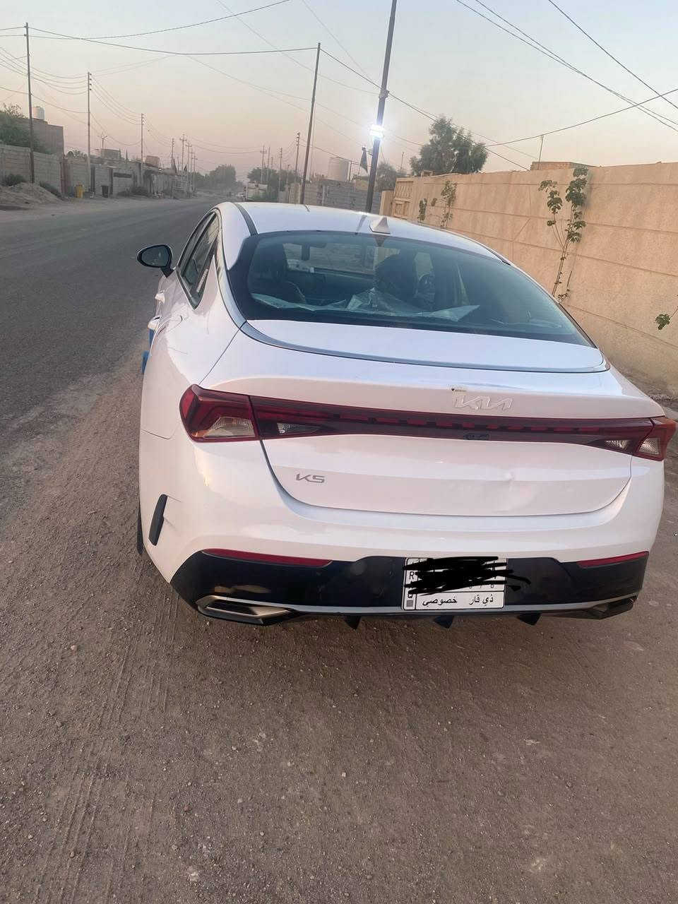 _مراوس ستاركس حسب الاتفاق 
_سياره كي فايف امريكي موديل 23
_رقم ذي قار معوقين 
_بصمه رادارات كامره شاشه تاب
_سايد بريك دكمه
_جنطه شفط 
_توقف ذاتي
_تحديد مسار وقياده ذاتيه 

مكانها ذي قار 
***********
