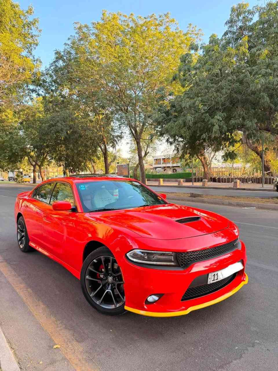سلام عليكم 
جارجر 2020 GT برتقالي 
خليجي وكاله هارلم
ماشيه 46 الف 
فول مواصفات 
فتحه 
بصمه 
قطعتين تبريد 
كشنات جلد برتقالي 
شاشه جبيرة 
كامرة
فول تحكم ستيرن
شفتات ستيرن
سستم صوت الپاين
وباقي المواصفات مبينه بلصوره
السعر 285 ورقه وبيها مجال
للاتصال *********** 
مكاني بغداد حي تونس

نص مكتوب في الصور:
- 35 / 33
- 35 / 32
- 35 / 34