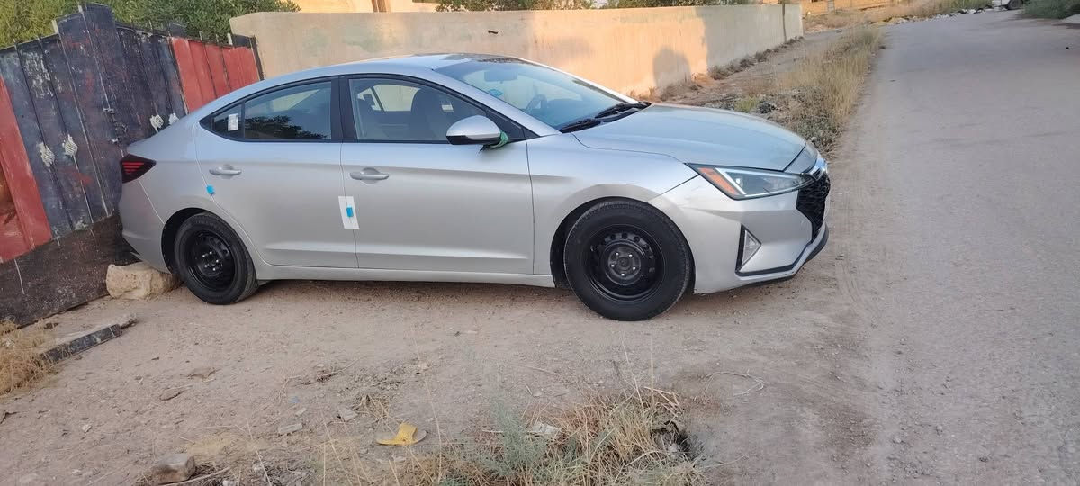 النترأ وارد امريكي مديل 19 
كير AT محرك دوش خير من الله رقم بغداد بسمي سنويه 2030 تخم تاير جديد السعر 115 بيها مجال قليل رقمي *********** بي وتساب
