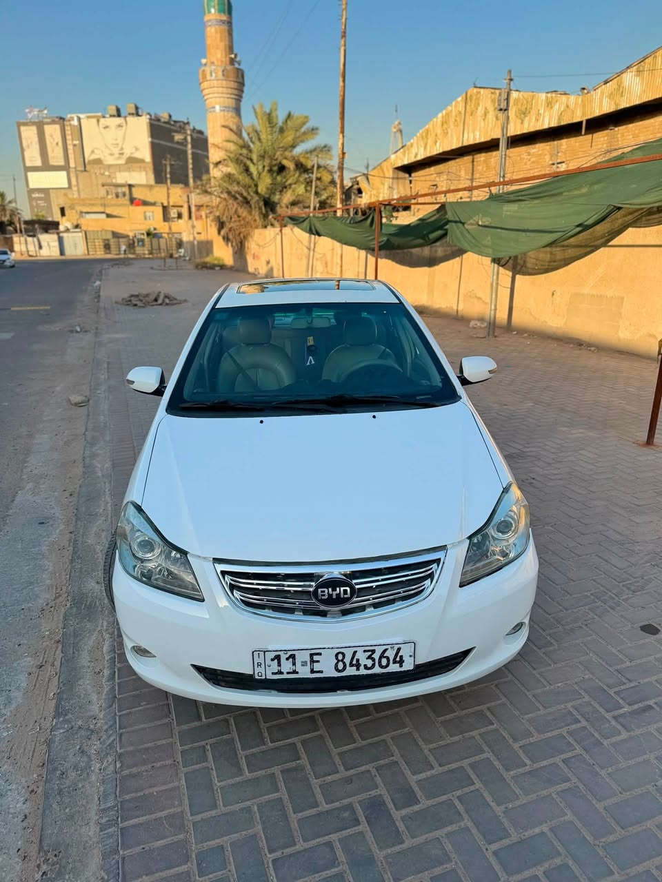 السلام عليكم Byd 2013 G3 مواصفاتها معروفه مكينه وكير جديدات شادها محور كورلا 1800 تبريد شغال مصبوغه حزام الصدر جديد دبلات جدد بيها  رقم انكليزي جديد مصفره غرامات  السعر57 وبيها مجال للشراي العنوان  القاهره رقم للتواصل 
***********
