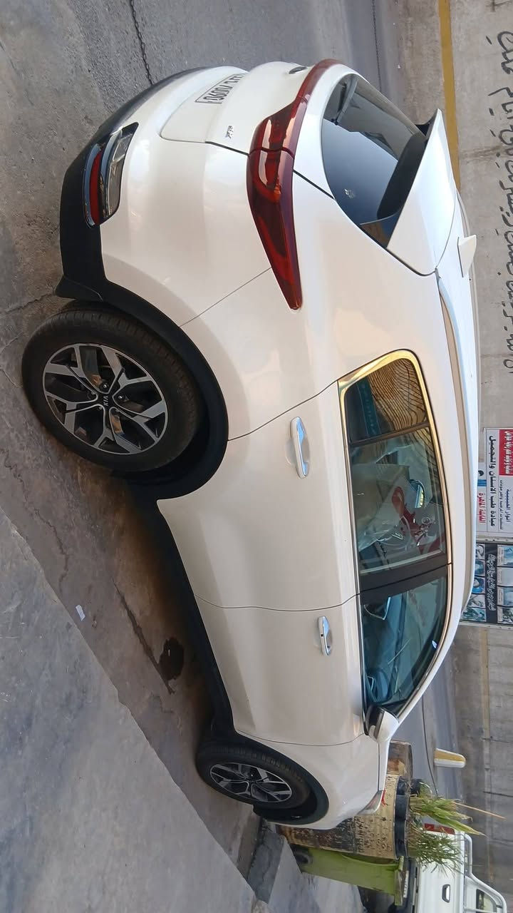 كيا سبورتج 2021
رقم بغداد جديد 
وارد أمريكي حادثها جاملق +بايكين الدعاميات بايكيهن بل مينا وبيها بارد كد شبر بل باب من جوه 
مواصفات  فول ماعده البنرامه
مكينة 2،4
داخل جلد حمصي 
بصمه تشغيل 
يدات نيكل 
مري كهرباء 
تحكم ستيرن  
تبريد قطعتين 
حساسات سرعه
توقف ذاتي
قياده ذاتيه
كير 3انضمه
***********
