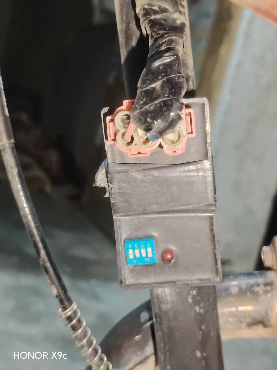 بارت اصلي 99999
 صوت صرف بخار مابي انطيك محرك بل شرط
عقل رياضي شرط فصله  4 نغمات دراجه مابي كل عيب شغل وطلع كهربائيات هم شغال سعره 270 شراي خابرني وتدلل
***********
