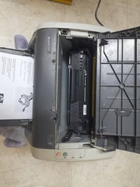من رخصة الادمن طابعه HP 1010 للبيع شغاله  طباعه من اللحاسبه فقط اسود و...