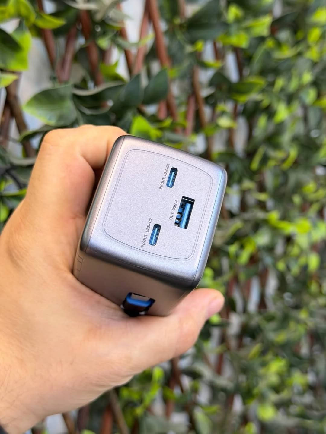 العملاق البريطاني وبضمان سنة كاملة 
شاحن طوارئ حجم 27,000mAh وبقدرة 205w
شاشة لعرض الواط المستهلك على كل منفذ
ثلاث منافذ للشحن + كيبل تايب سي مدمج قابل للازاله

————————-

السعر  ٨٩  الف

————————
توصيل كل العراق ٥ الأف 
————————-
للحجز او الاستفسار المراسله على الواتساب

***********

***********

————————-

العنوان شارع فلسطين مجاور الكوخ 
مكتب H&H
————————-
رابط جميع برامج التواصل 
https://heylink.me/hussein.handh/
————————-
رابط الانضمام لكروب الواتساب

https://chat.whatsapp.com/FvFJNN4B3DU3r8Zw96uhig?mode=gi_t

رابط الانضمام لقناة الواتساب

‏ https://whatsapp.com/channel/0029VbCZofYISTkPK9NW1729
