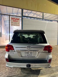 لاندكروزر • ٢٠١٠ • رقم بغداد