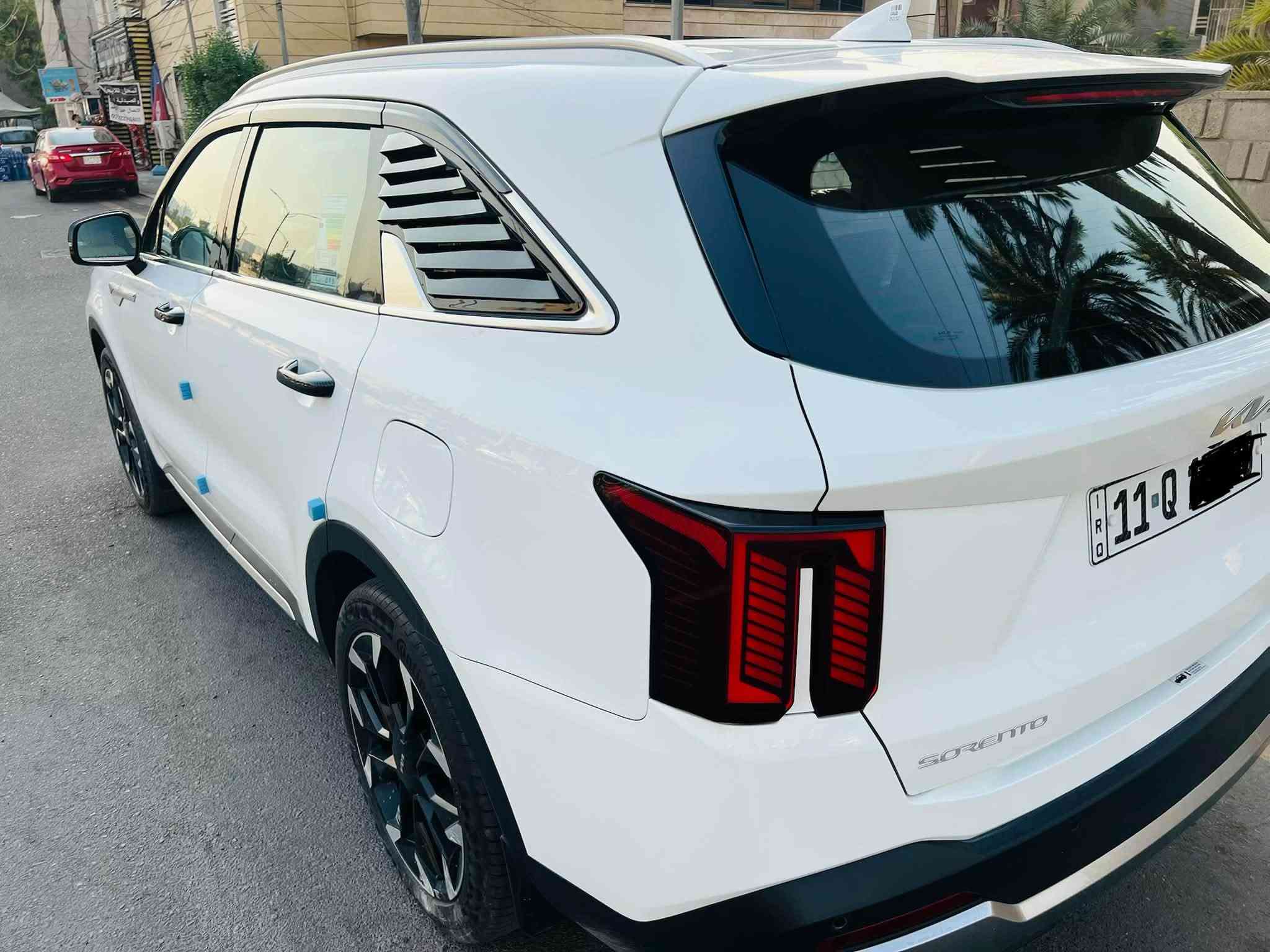 سورنتو 2025 خليجي بغداد 
ضمان الدولية 
6 سلندر 7  راكب 
وباقي مواصفات السورنتو المعروفه
كشنات مدوشمة جلد + الأرضية
مكفوله من الصبغ والتبديل والفتح والشخط فقط بارد pdr  كد إصبعين
بداير الجاملغ الأمامي الأيسر 
ماشية  25000 قابل للزيادة 
السعر  305 وبيها مجال
للإتصال  *********** 
مكاني بغداد
