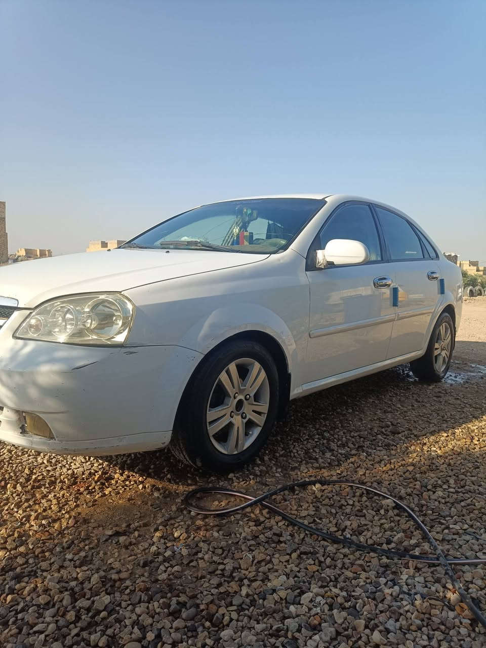 السلام عليكم اوبترا للبيع موديل 11. رقم واسط. انگليزي  السعر 62 وبيها مجال باسمي. سياره جاهزه. گير ومحرك. وتبريد. وتايرات. باتري جديد. السياره. بيها. ضربه. بالجنطه. وبيها. صبغ. بالبيبان اليمين رقمي. ***********. المكان. واسط. الكوت
