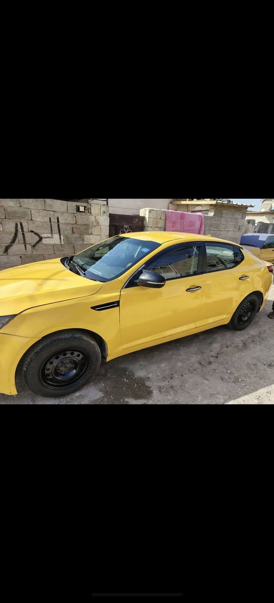 السلام عليكم سياره للبيع كيه اوبتما
رقمها انكليزي   كير اوتامتيك محرك  2000 وارد امريكي مابيها تبريد 
اتصال واتساب ***********
