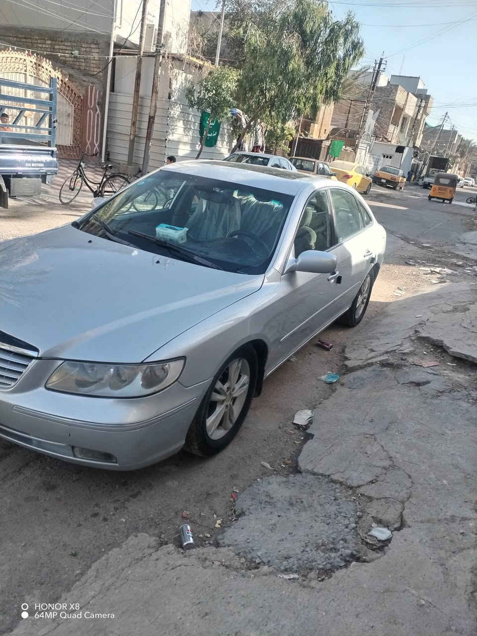 السلام عليكم سياره ازيره ٢٠٠٧ خليجي فول مواصفات صبغ حزام جماليه كير مكينه تبريد كفاله رقم بغداد بأسمي مكان بغداد مدينة الصدر سعر ٨٢
.
***********

نص مكتوب في الصور:
- HONOR X8
- 64MP Quad Camera
- O HONOR X8