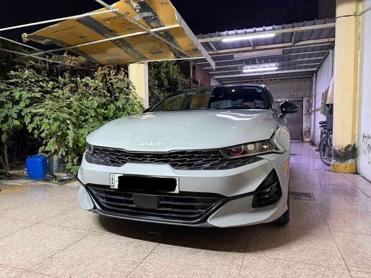 السلام عليكم سياره k5  gt line موديل 2024 ماشيه 24 ميل حادثها موضح بالصور مع صوره رقم الشاصي بدون ضرر الايرباك 
السياره جدا نظيفه الصندوك مامصلحه والبنيد مصلح بالامارات
السعر 195$
***********
مكان السياره بغداد الدوره ورقمها اربيل

