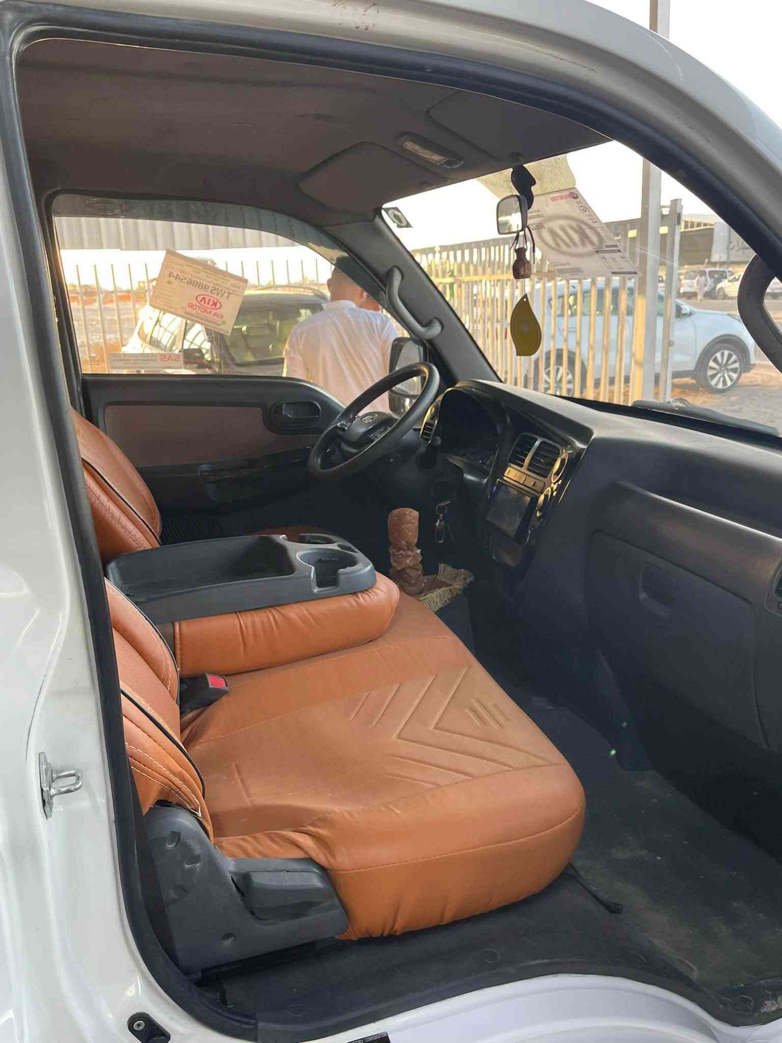 كيا حمل 2020 مكفول كفاله عامه 4000 
مكينه وكير مكفولات تبريد ثلج تخم تاير محور وجاهز 
محجر السياره جاهزه مال شغل رقم بابل بسمي تحويل مباشر السعر 155 وبيه مجال بابل الشوملي 
***********

