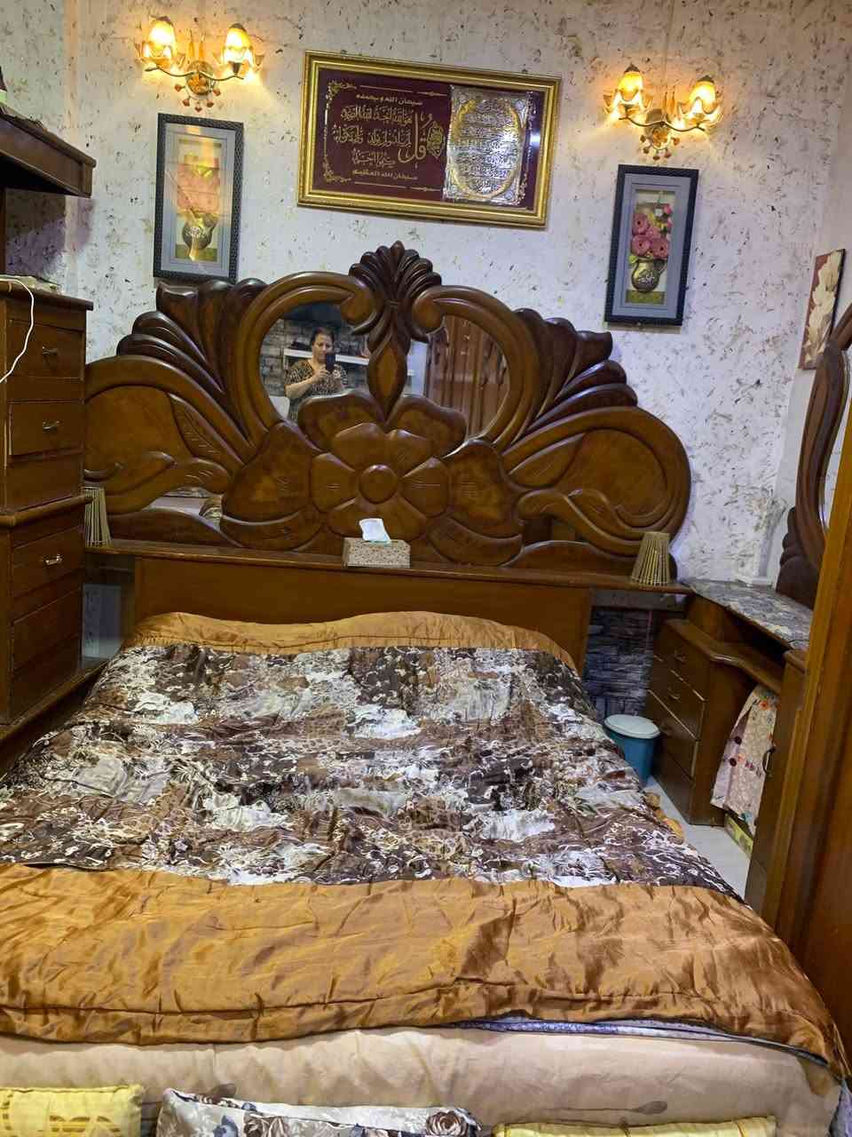 غرفه نوم مستخدمه نظيفه مكاني شارع حيفا ب ٤٠٠ وبيهه مجال  ***********
