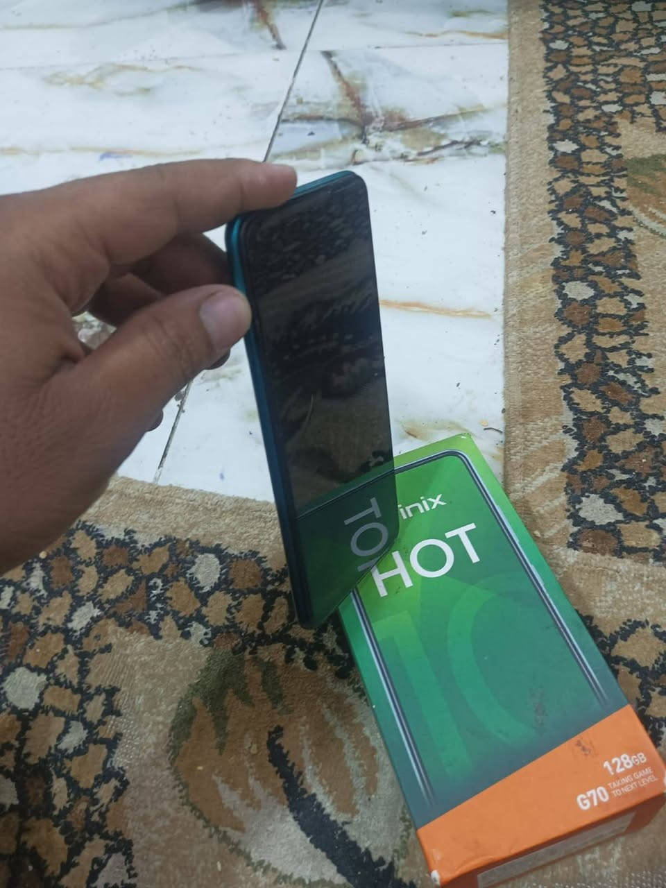سلام عليكم جهاز للبيع انفنكس نوت 10 للبيع جهاز نضيف ذاكرته 128 سعر 90 وبي مجال حك جيه مكاني نجف حي الميلاد وهاذه رقمي***********
