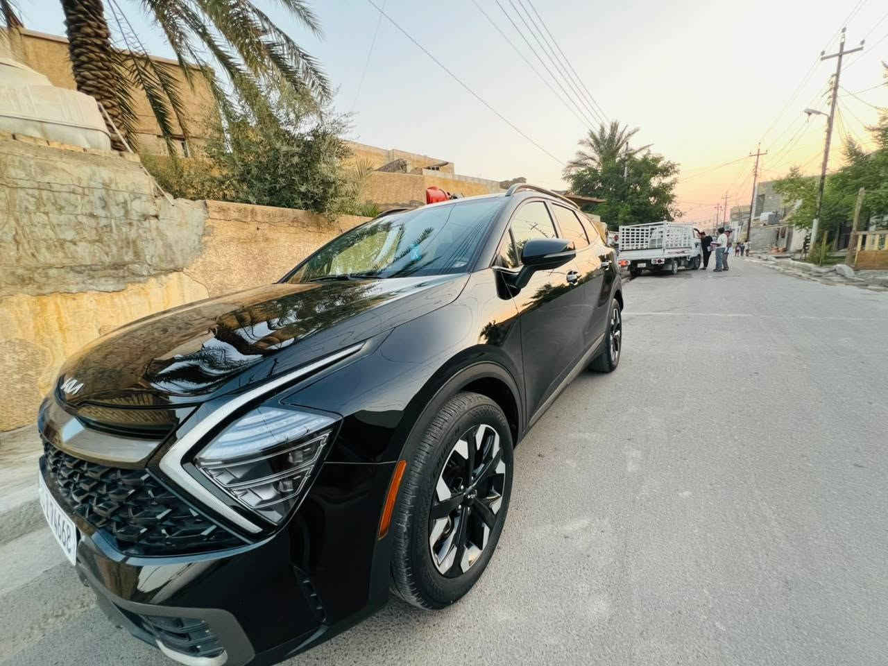 اسلام عليكم سبورتج 2024
بيهة حادث مثل ما وضح بل صور 
مبدل بيهة دعامية بلادية والبنيد مبدل ومصبوغ
وبيهة شوية بارد بجاملغ اليمنة وباقي سيارة كلة بلادي 
موصفات بنرامة جلد كشن كهربائي توقف ذاتي حساسات خلفية نقطة عمياء سياقة ذاتية فورويل نضام سبورت وبعد بية موصفات كلشي واضح بصور 
للستفسار ***********واتساب
‏‪***********‬‏اتصال 
سعر 185
سيارة جديدة
