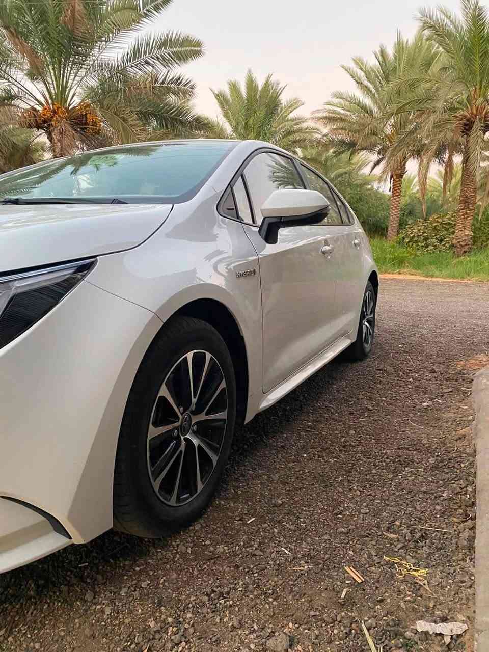 موقعي كربلاء /الهندية / الجدول الغربي
تفاصيل السيارة 
نوع السيارة :كورلا هايبرد 2024
محرك بانزين 1800
فتحة سقف
كرسي كهرباء
نظام ترحيب
بصمة ابواب
شاشة
مقاعد جلد
رقم بغداد ب اسمي السيارة 
السيارة مكفولة بالكامل (شاصي -مكينة-كير- كشر بالكامل)
نوع الدهن :ميتاسو 0/16 لكل 8000km
(ابدله قبل موعده)كنوع من العناية بالسيارة
بانزين محسن فقط كنوع من العناية بالسيارة
عداد المشي 45000km

ضرر السيارة(فقط طخة بسيطة في باب الجنطة فقط لا غير مستثنى من ذلك الدعاميات فقط الدعاميات يوجد فيهم طخات بسيطة)اما غير ذلك لا يوجد أي ضرر واتحمل المسؤولية 
الي يحب يستفسر ***********
