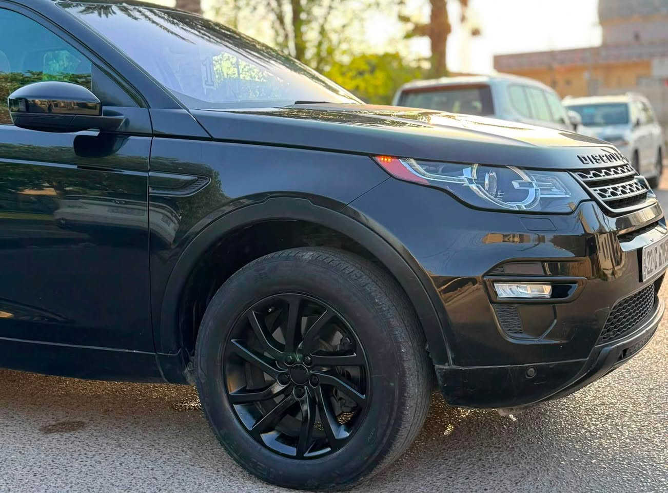🔥🇬🇧 للبيع أو المراوس – RANGE ROVER DISCOVERY SPORT 
🚘 الموديل: 2018
🇺🇸 وارد أمريكي – Clean Title
📸 صور الحادث موجودة بالمنشور
🎨 بيها باب صبغ فقط
📍 ماشية 43 ألف حقيقي
⚡ المواصفات:
▪️ Black Edition 🖤
▪️ فول مواصفات
▪️ كشنات جلد
▪️ كشنات كهرباء
▪️ سقف بانوراما 🌌
▪️ حساسات أمامية وخلفية
▪️ مرايا شفط
▪️ كامرة خلفية 📷
▪️ سيارة جاهزة 
💰 السعر: 138 ورقة
🔄 للبيع أو المراوس
📍 المكان: بغداد – بسماية
☎️ للاتصال: *********** بغداد, العراق
