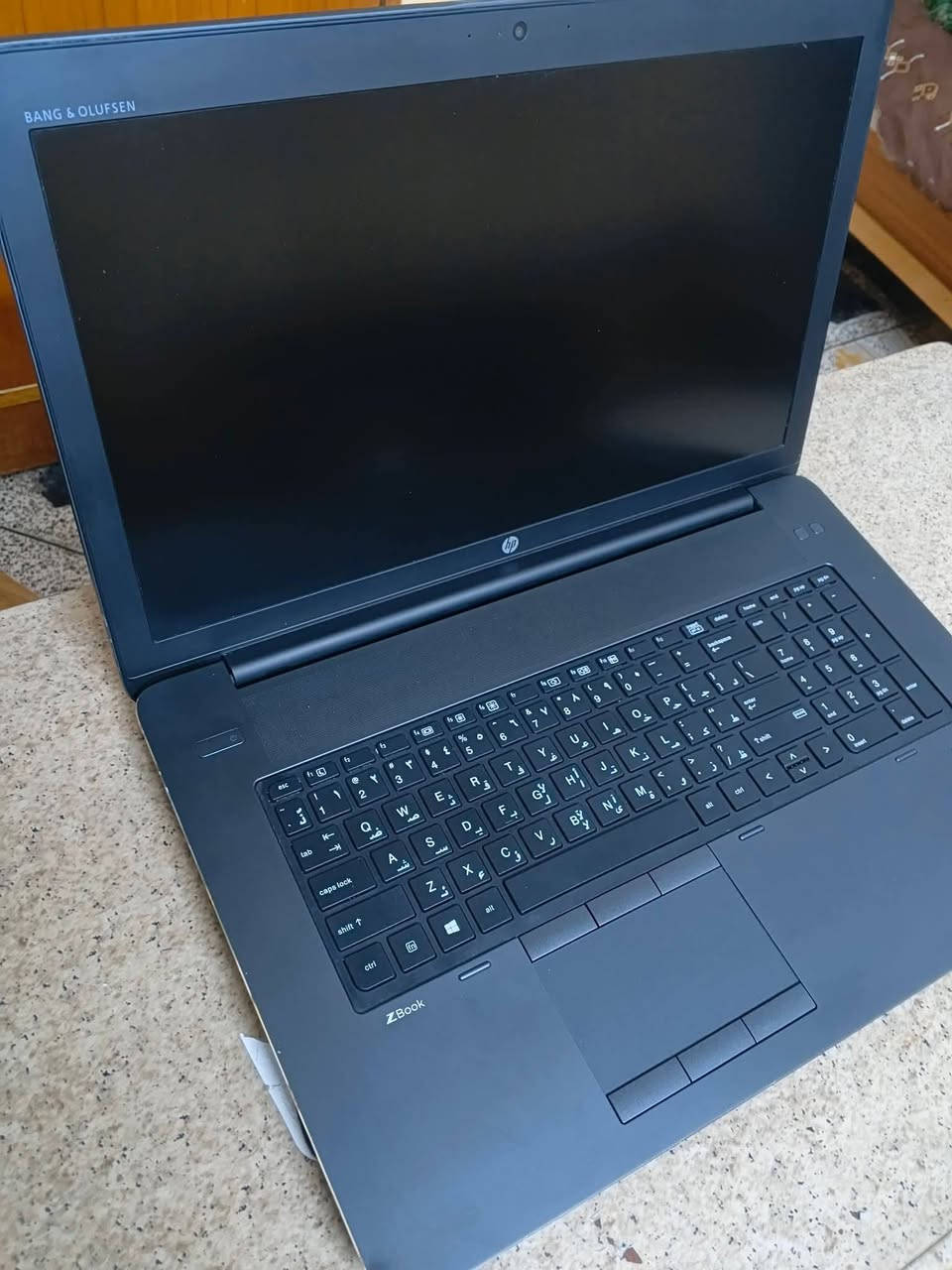 HP ZBook 17 G3 • i7-6820HQ • كوادرو M3000M